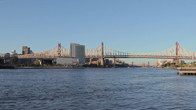 Roosevelt Island and Ed Koch Queensborough Bridge