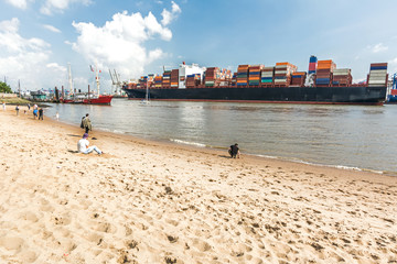 Elbstrand Schiff