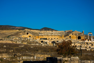 Fototapeta na wymiar remains of buildings from Greek-Roman period in Pamukkale