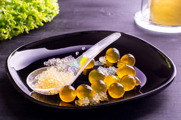 Molecular caviar and spheres