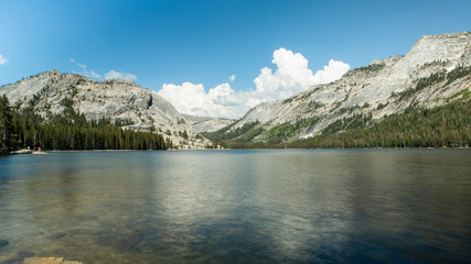 Fototapeta na wymiar Mountain Lake 3