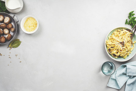 Tagliatelle with mushroom creamy sauce