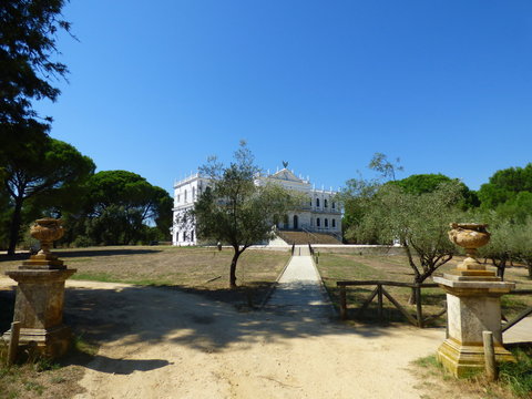 Palacio El Acebrón  en medio de Doñana junto a El Rocío, Andalucía (España)