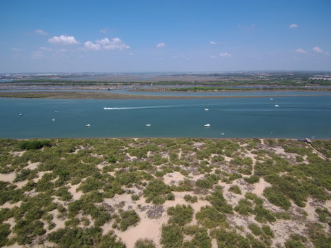 Playa de El Rompido en Cartaya, provincia de Huelva (Andalucia,España) Fotografia aerea con Drone