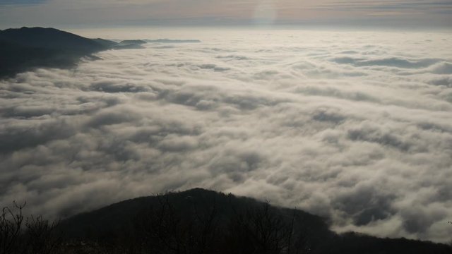 Time lapse nuvole e nebbia in Brianza