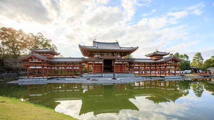 The Byodo-In Temple is a non-denominational temple located on the island of O'ahu in Hawai'i at the Valley of the Temples