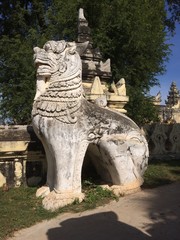 Monast&egrave;re de Kyang Ok, &icirc;le d'Ava, Myanmar