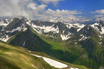Fototapeta na wymiar Caucasus mountains