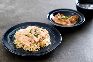 roast chicken noodle
