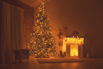 Beautiful Christmas decor in the house 