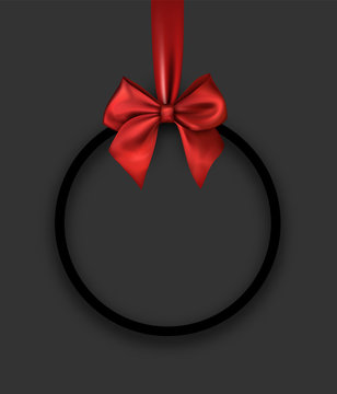 Round Christmas background with red bow.
