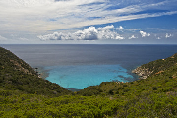 Fototapeta na wymiar coastal landscape with emerald beach water