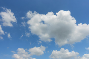 Fototapeta na wymiar sky with clouds in midday