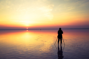 Fototapeta premium sunset and photo shoot in salt lake