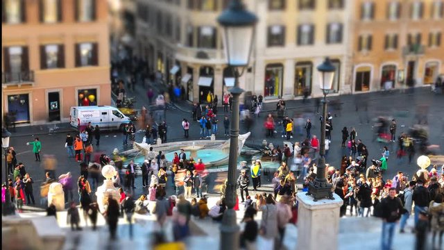 Roma piazza di Spagna/time lapse e tilt shift di una delle piazze pi&ugrave; famose e visitate al mondo 