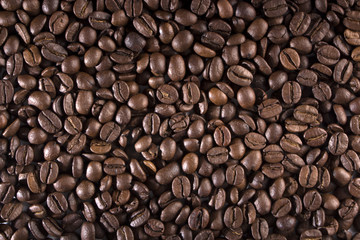 Naklejka premium konsystencja kawy z pięknymi plamami światła na powierzchni ziaren