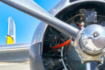 Engine and Propeller © Jens
