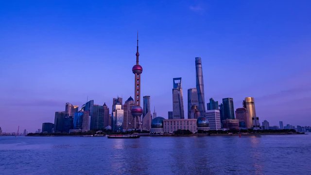 中国・上海の都市風景　マジックアワー・タイムラプス