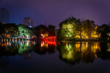 Obraz premium Hoan Kiem Lake Hanoi Vietnam