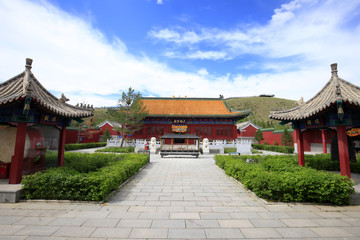 Chinese temples building