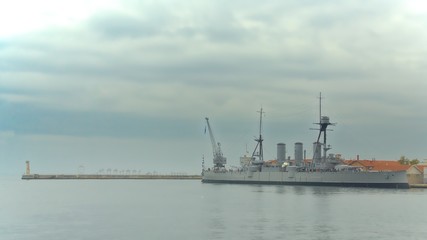 Fototapeta premium warship in the harbor
