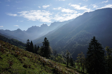 Fototapeta premium View of the Kaisertal in the Austrian Alps on a hazy morning