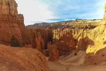 Beautiful red rocks on Fairyland Trail, Bryce Canyon, Utah