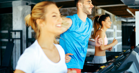 Picture of people running on treadmill in gym