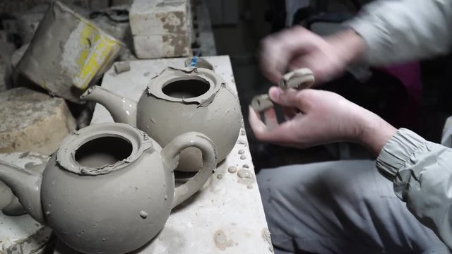 pottery cast manufacturing souvenirs from clay