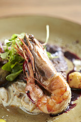 grilled shrimps with sauce
