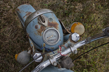 Vintage bike mountains iz planeta in bulgarian mountains © Vivid Cafe