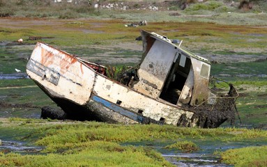 épave de bateau, cimetière marin en Bretagne