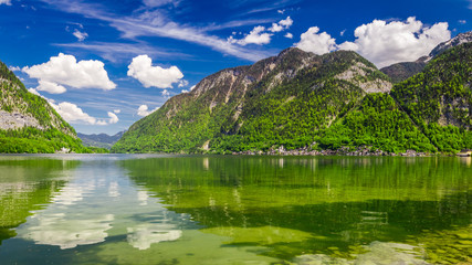 Fototapeta na wymiar Alps and green mountain lake in summer, Austria, Europe