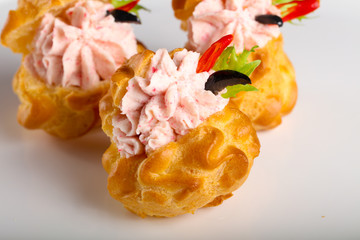 Profiteroles wuth shrimp cream