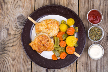 Vegetables and meat, steamed