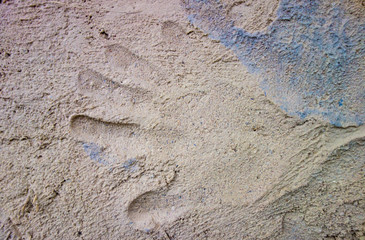 Natural building techiques using clay and sand plaster