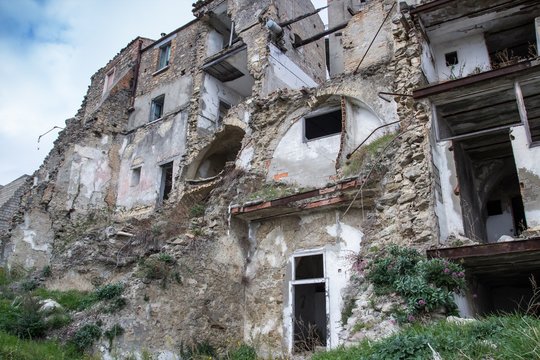 Irpinia Terremoto Calitri (Avellino)