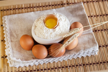 The concept of cooking spaghetti at home. Selective focus.