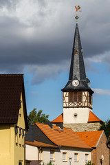 Fototapeta premium Blick auf die Kirche von Ulzigerode Harz