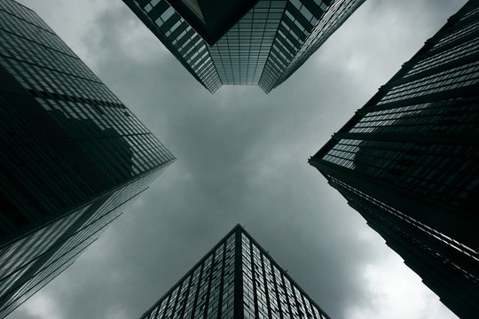 Fototapeta New York buildings forming geometrical shapes in the sky