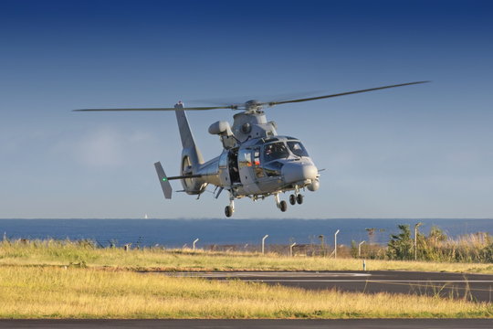 h&eacute;licopt&egrave;re