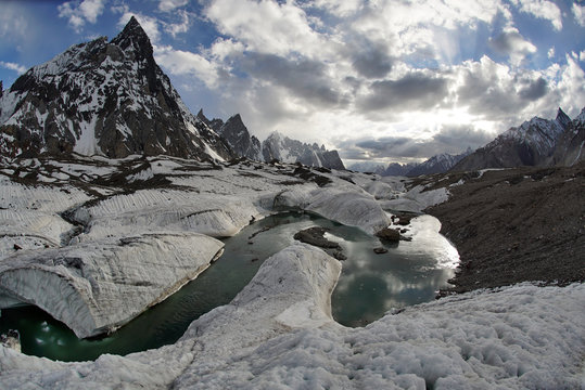 Fototapeta Baltoro Glacier and high mountains K2 and Broadpok and Concordia base camp in Pakistan Karakorum