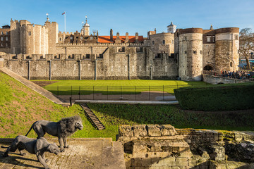 Tower of London in London, UK - obrazy, fototapety, plakaty