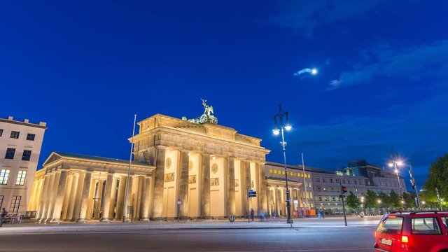Berlin city skyline night timelapse at Brandenburg Gate (Brandenburger Tor), Berlin, Germany 4K Time lapse