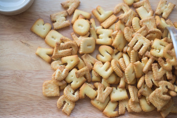 Mini cracker