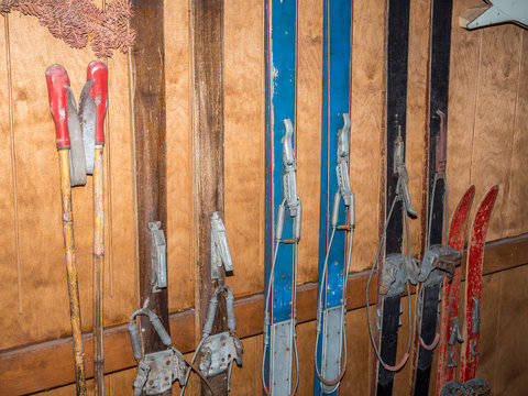 Collection of vintage Ski 