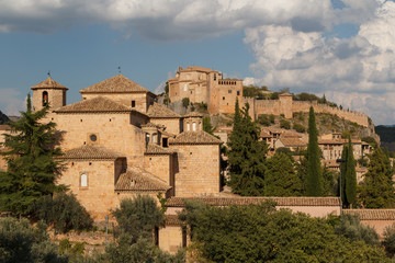 Fototapeta na wymiar A view to pictiresque Alquezar village, Spain