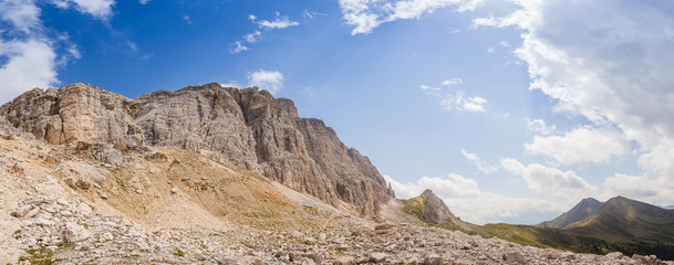 Fototapeta na wymiar Western side of Settsass, a triassic transition between tropical island white rocks and black rocks of deep sea, Dolomites, Italy