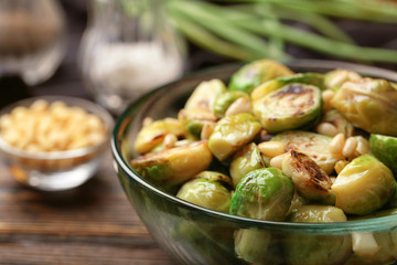 Roasted brussel sprouts in bowl, close up