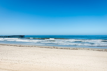 San Diego Beach, California. Beaches of San Diego, California. A paradise for surfers. Blue sky - obrazy, fototapety, plakaty